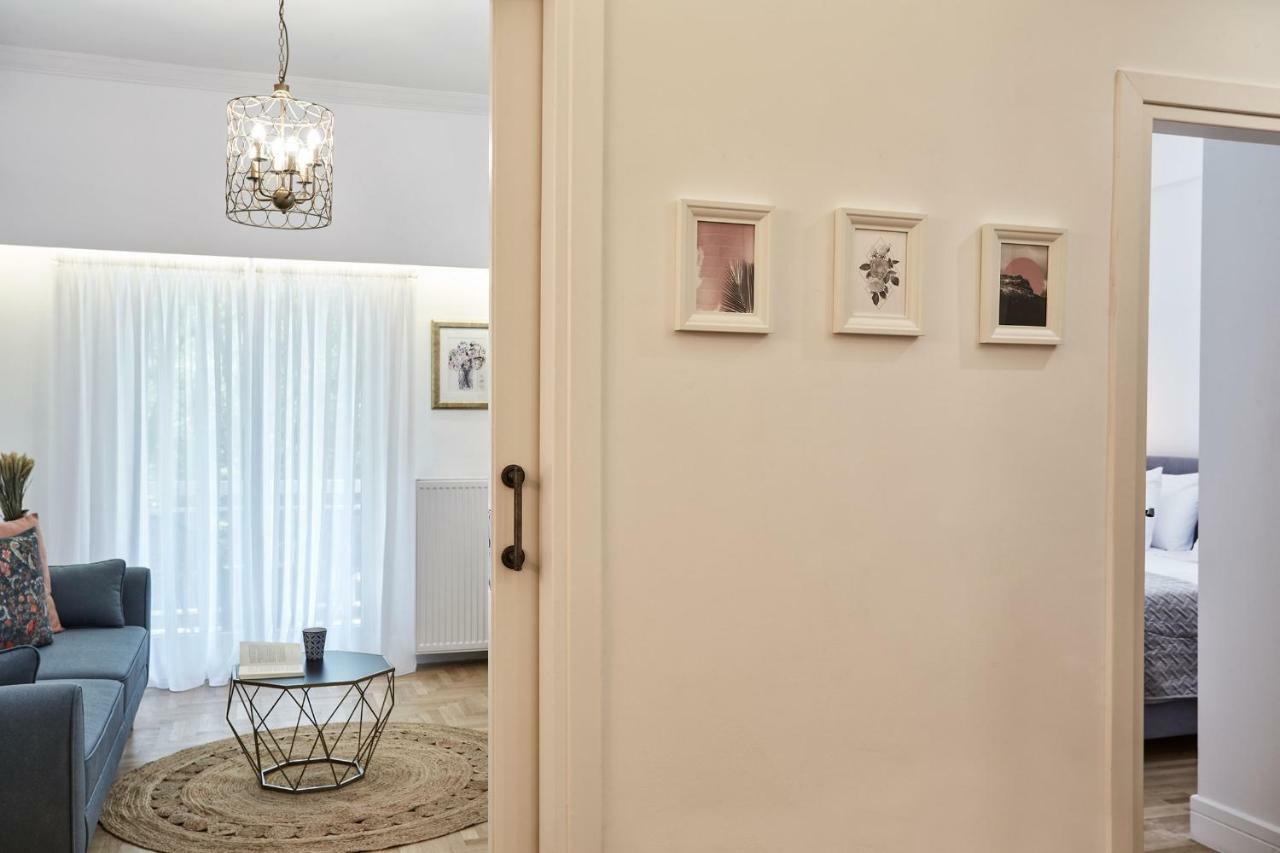 Trendy Living In Koukaki Athens Exterior photo