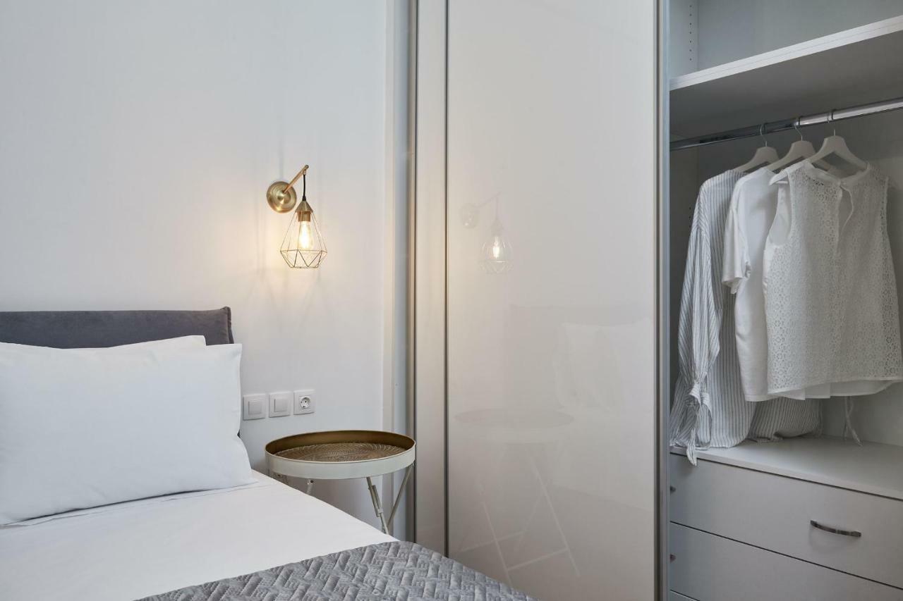 Trendy Living In Koukaki Athens Exterior photo