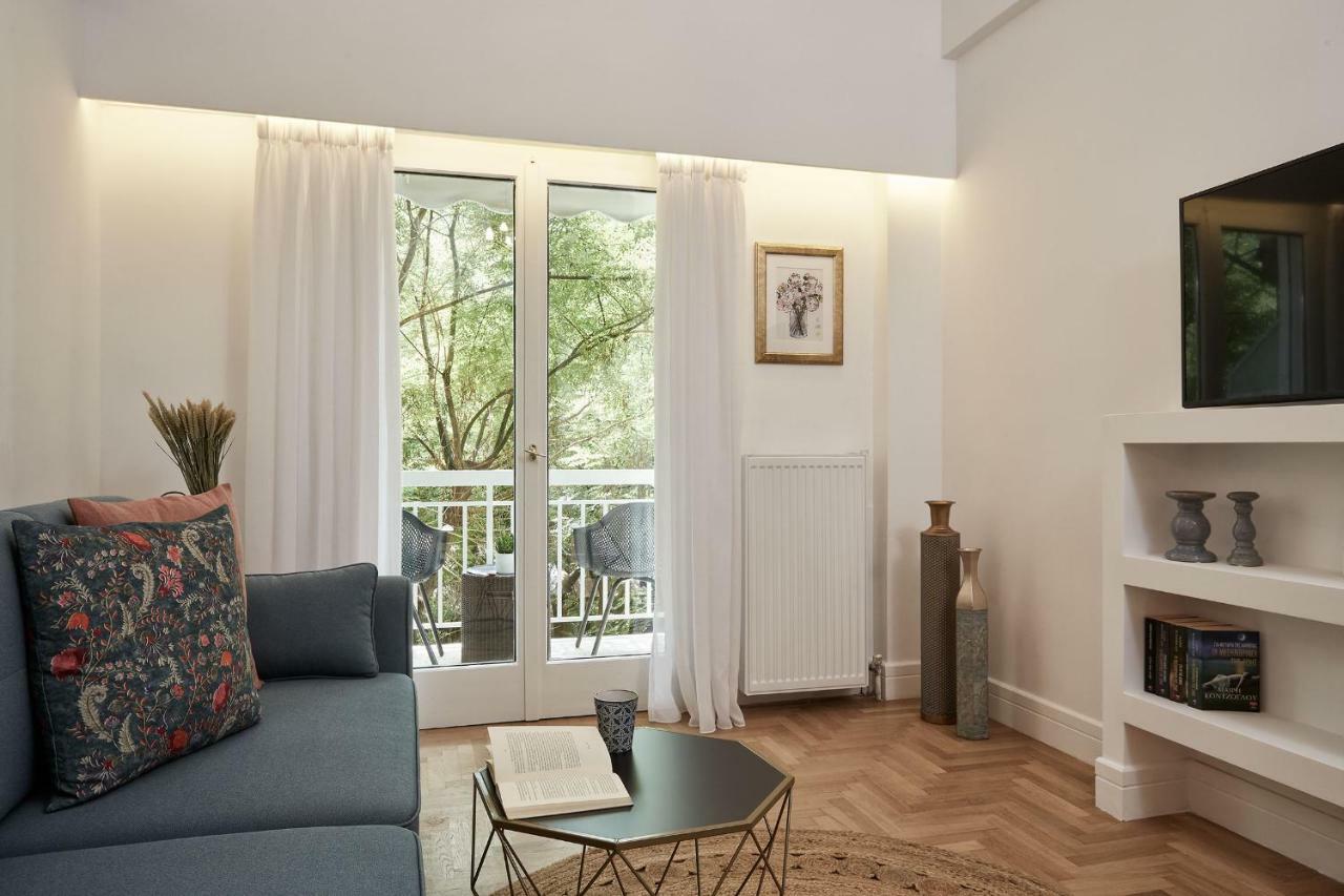 Trendy Living In Koukaki Athens Exterior photo